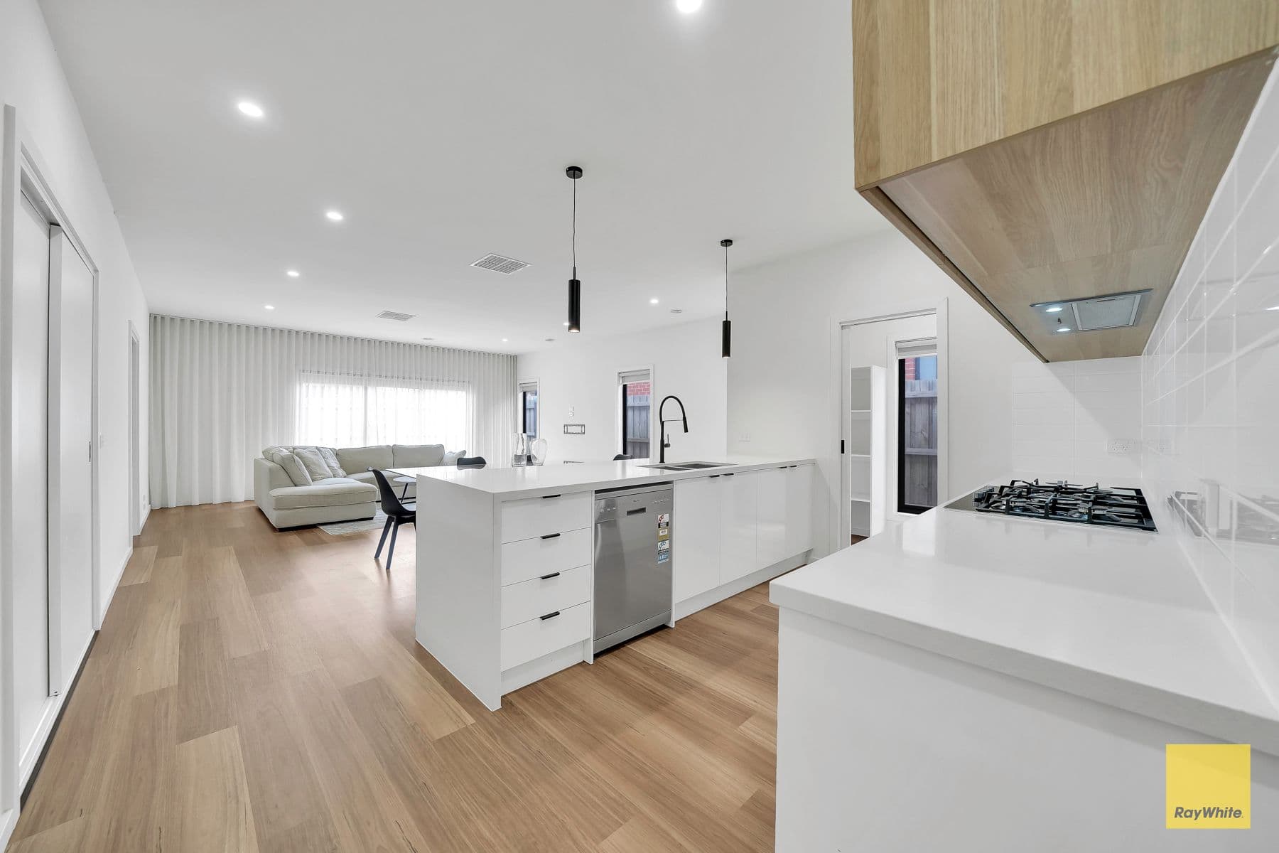 3 Gleeson Way, DEANSIDE VIC 3336, Deanside - Thumbnail 7