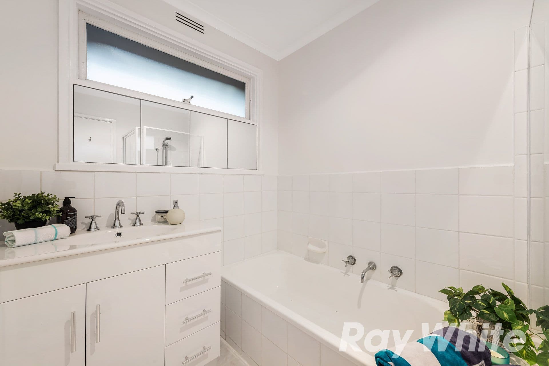 10 Tablelands Road, Red Range, Red Range - Thumbnail 7