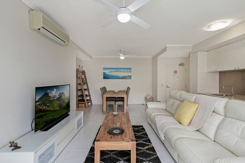 80 Lower Gay Terrace, Caloundra - Thumbnail 2