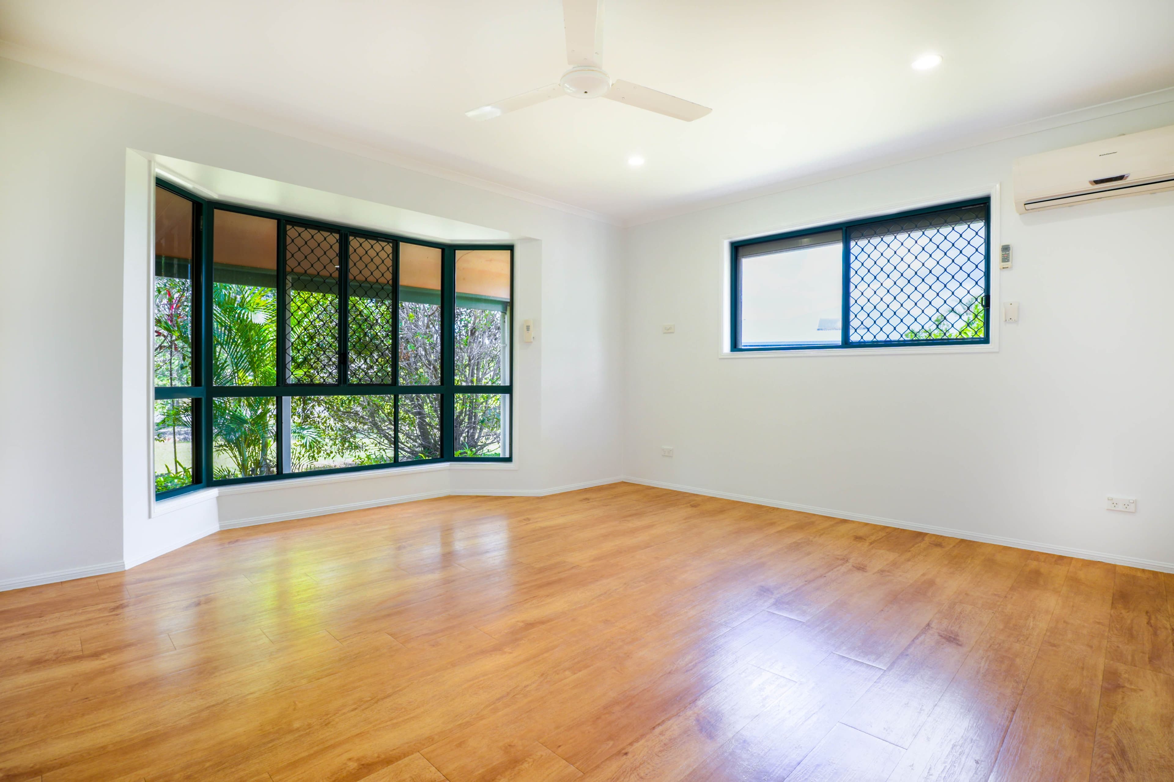 4 Parksville Drive, New Auckland QLD 4680, New Auckland - Thumbnail 7
