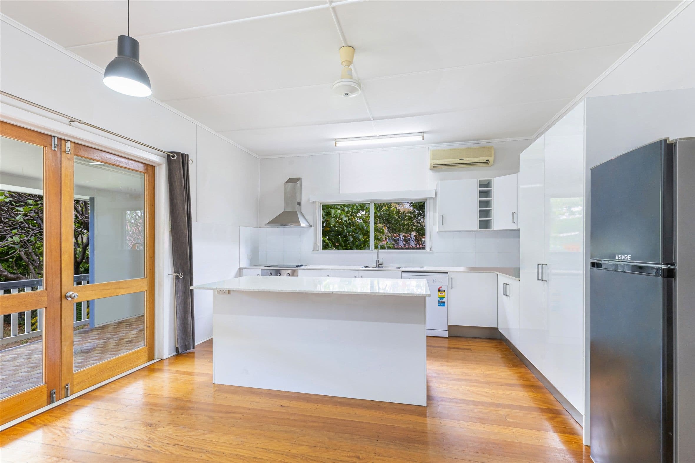 15 Caloola Street, Stafford QLD 4053, Stafford - Thumbnail 7