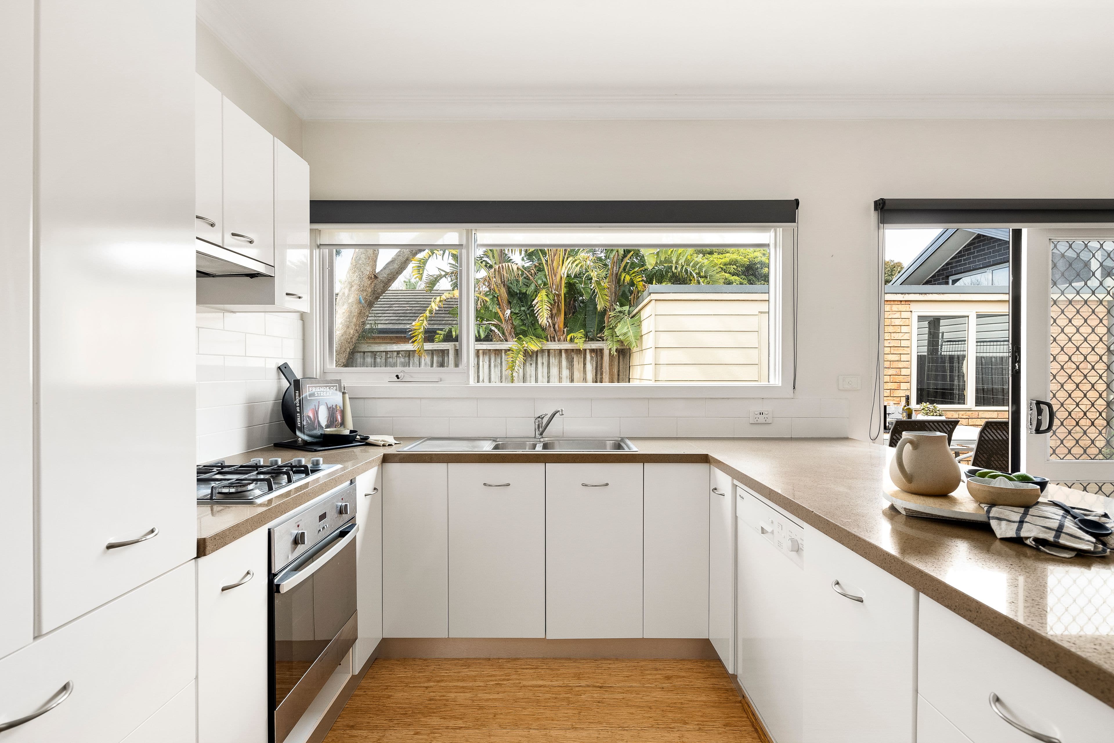 63 Rosslyn Avenue, Seaford VIC 3198, Seaford - Thumbnail 4