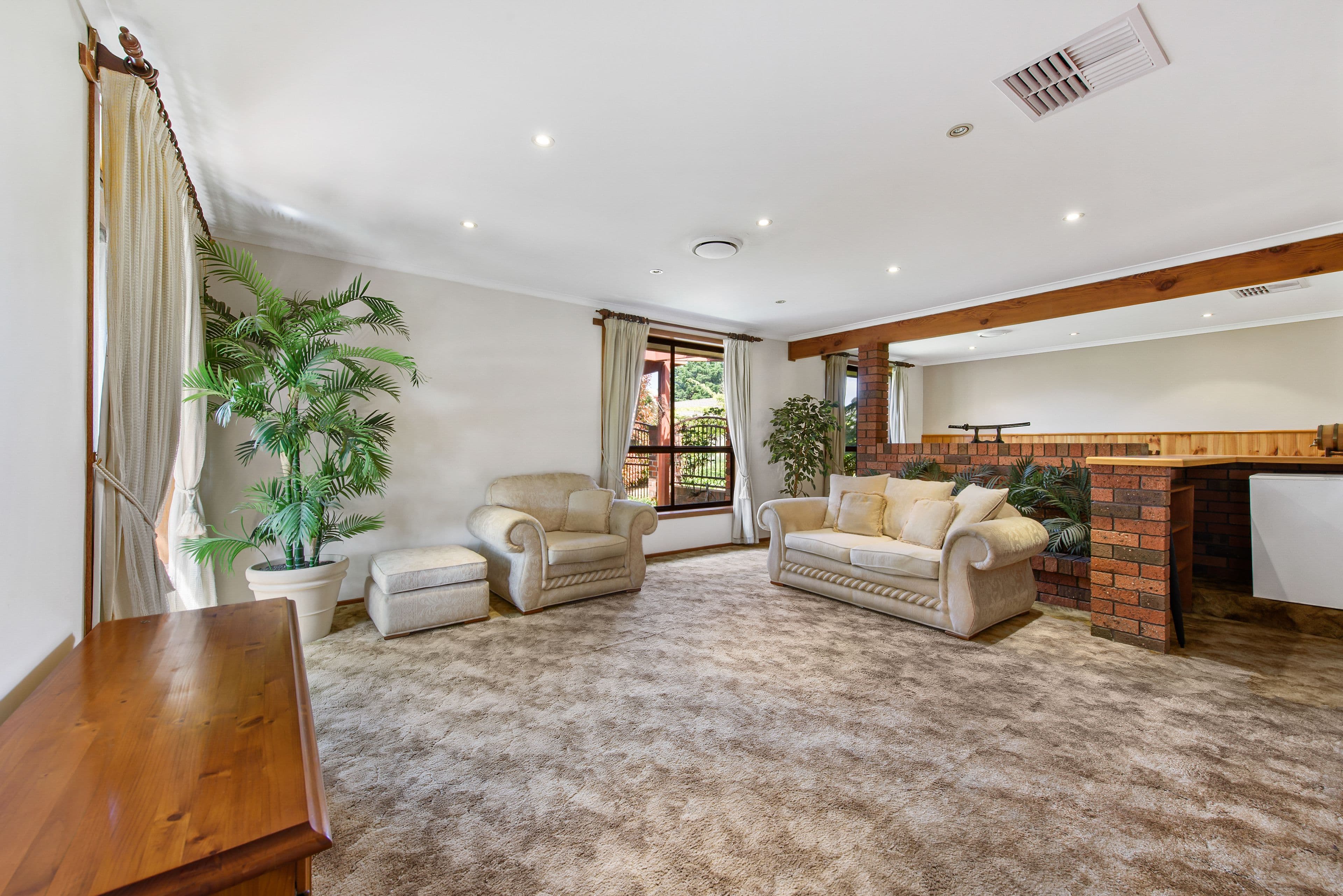 15 Greenoch Court, Keilor Downs VIC 3038, Keilor Downs - Thumbnail 3