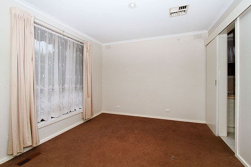 20 Thompson Circuit, MILL PARK VIC 3082, Mill Park - Thumbnail 5