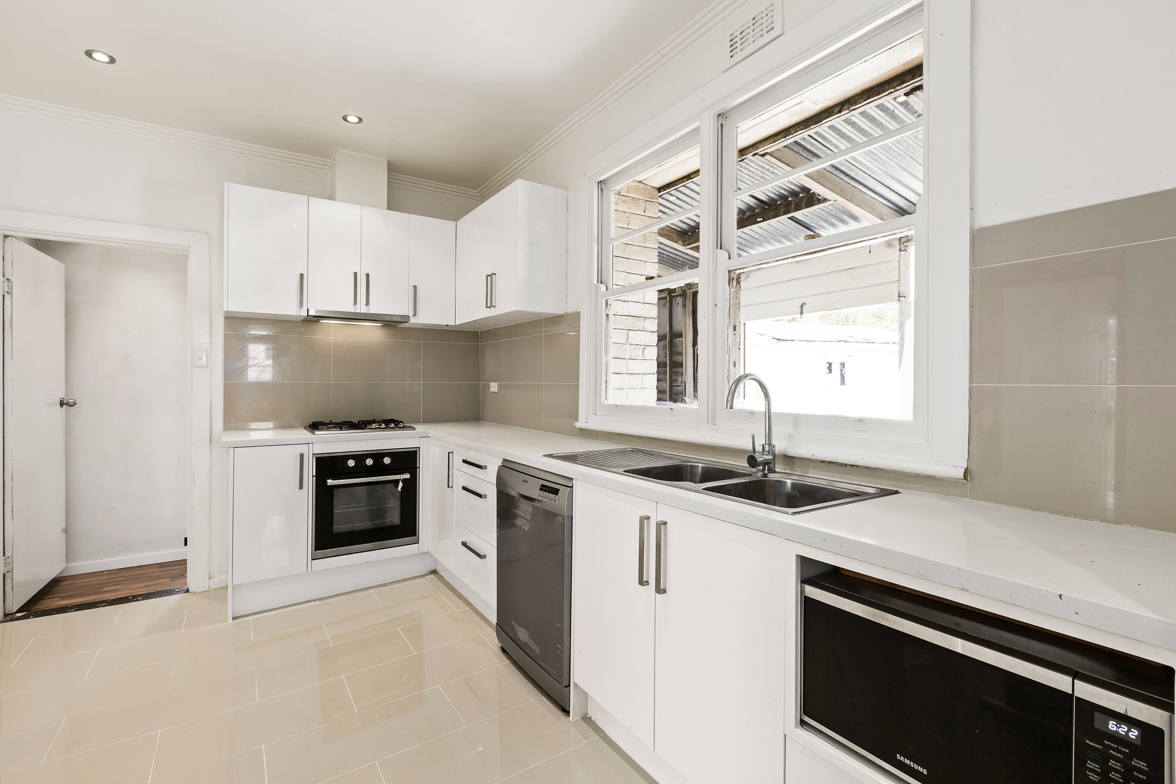 27 Agnes Street, Noble Park VIC 3174, Noble Park - Thumbnail 3