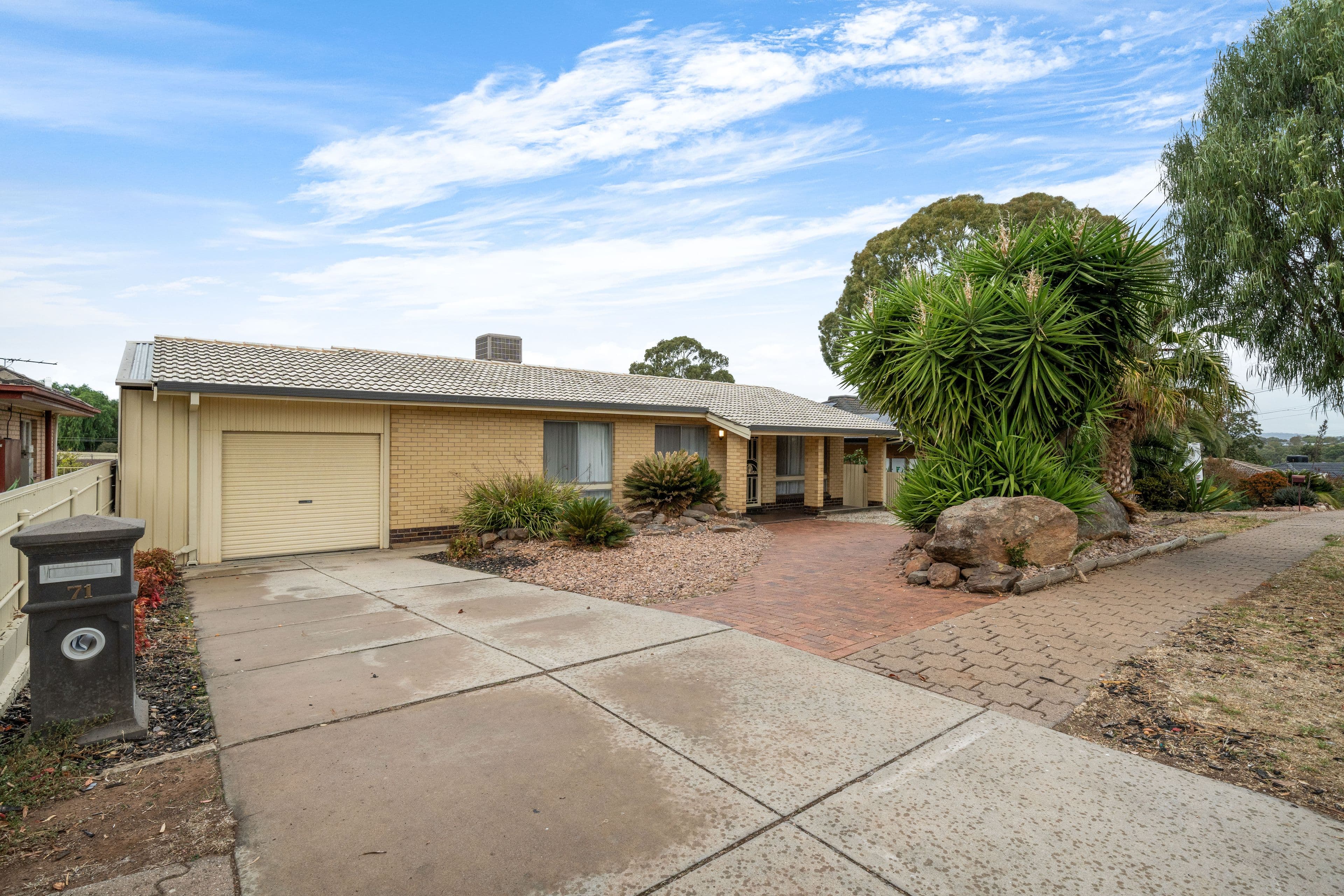 71 Flinders Drive, Valley View SA 5093, Valley View - Thumbnail 2