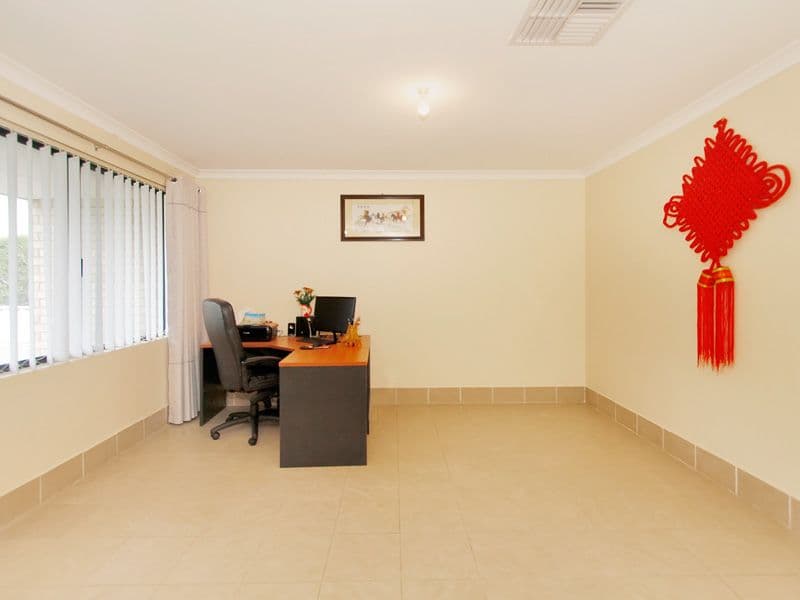 18 Jamaica Crossing, LANGFORD WA 6147, Langford - Thumbnail 5