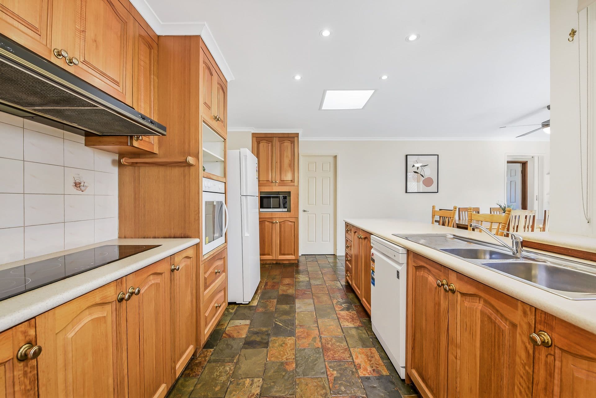 7 Werona Court, Berwick VIC 3806, Berwick - Thumbnail 6