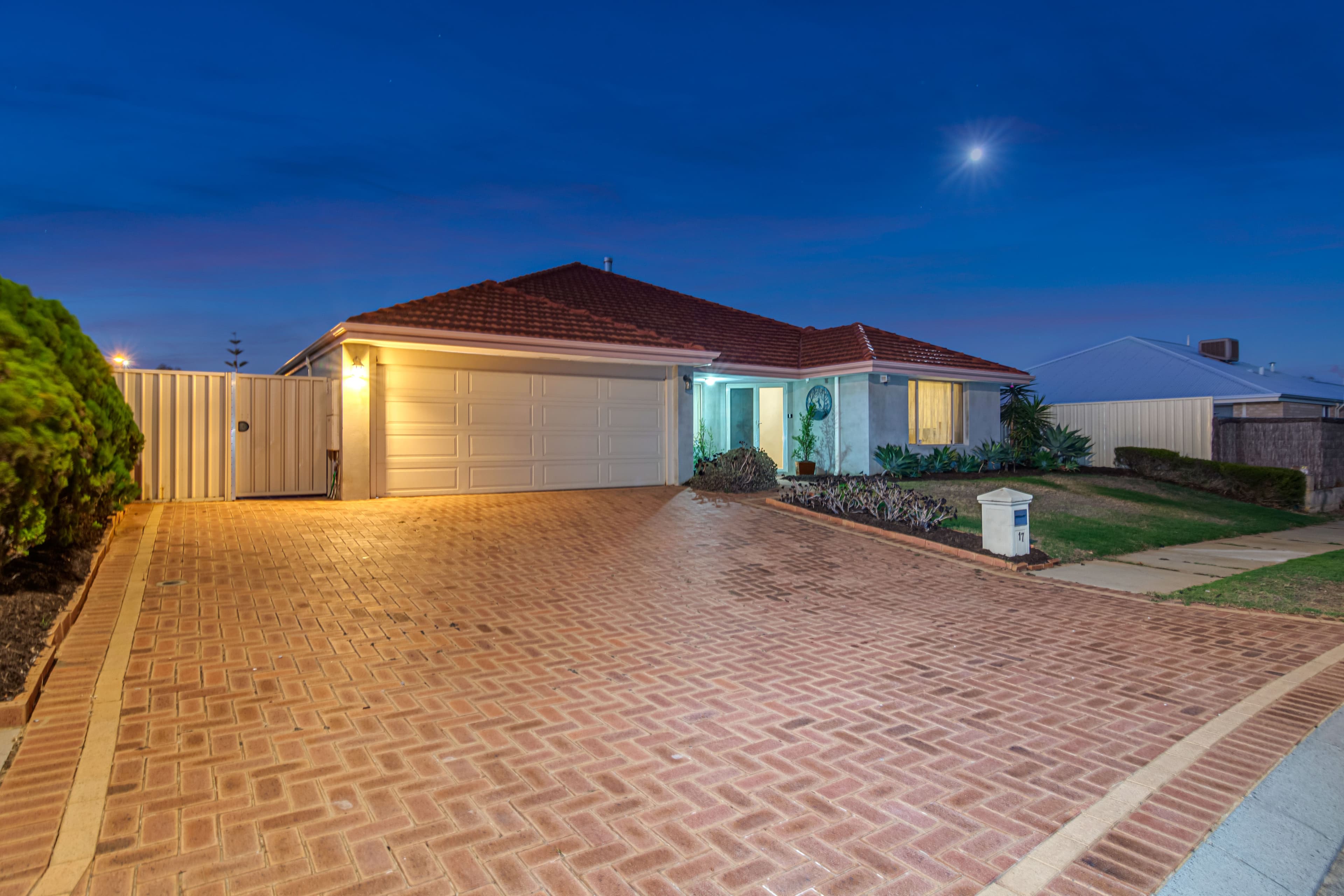 17 Reigate Way, Butler WA 6036, Butler - Thumbnail 2