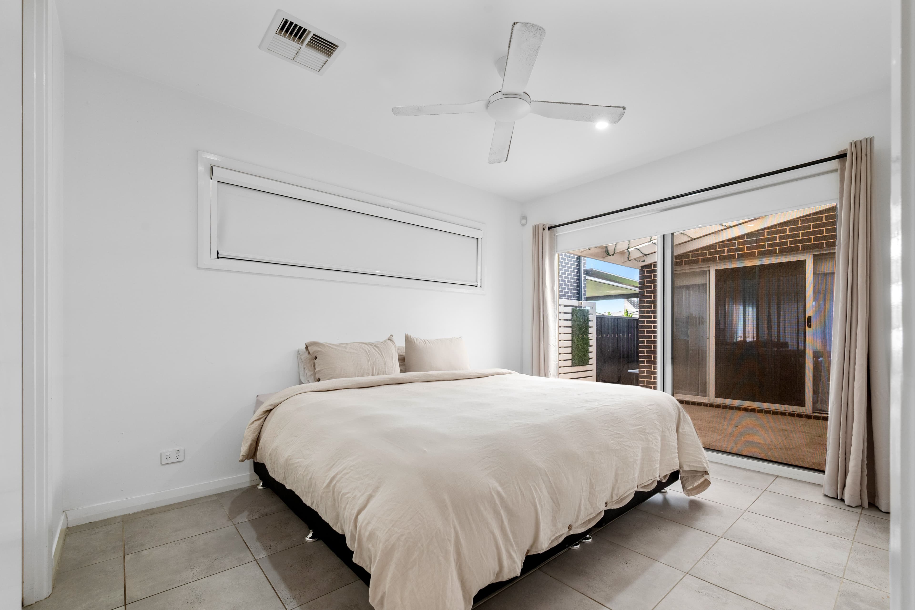 27 Silverton Street, Gregory Hills NSW 2557, Gregory Hills - Thumbnail 2