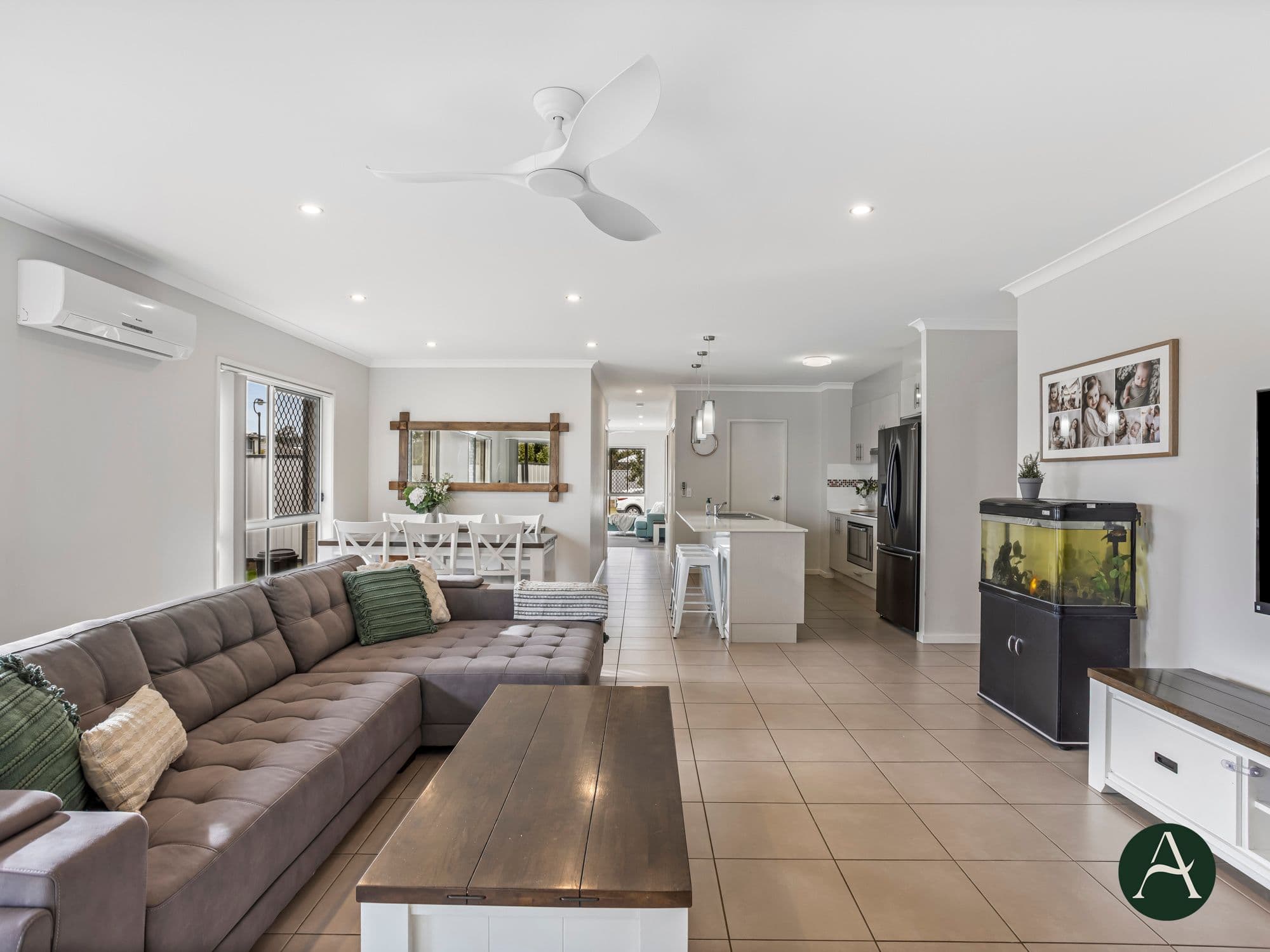 59 Bella Boulevard, Willow Vale QLD 4209, Willow Vale - Thumbnail 4