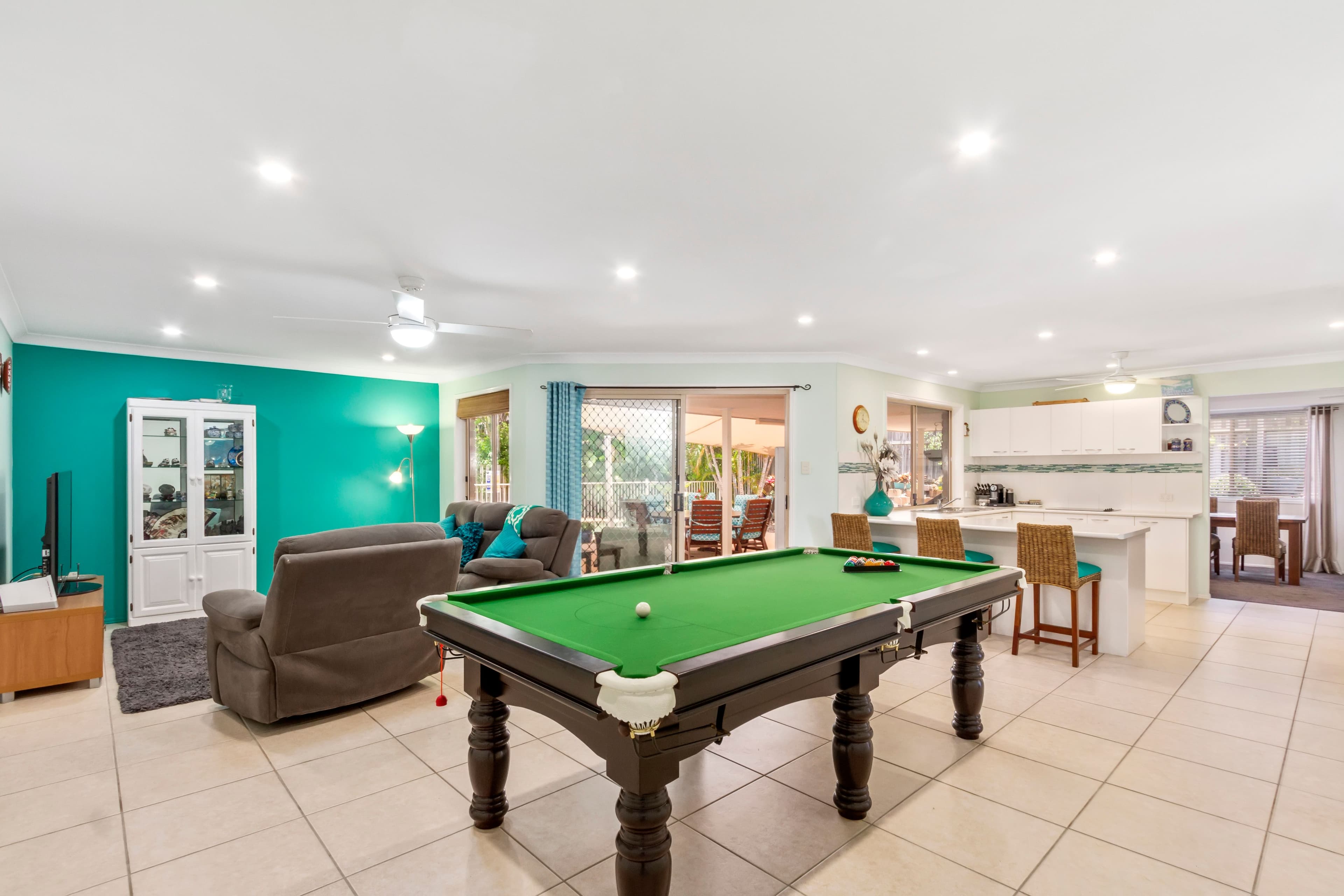 20 Chelmsford Place, Parkwood QLD 4214, Parkwood - Thumbnail 6