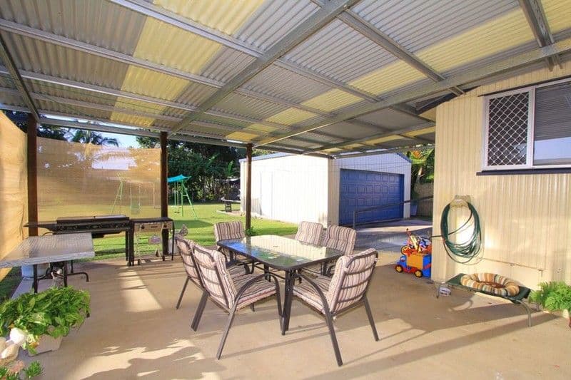 39 Dunn Road, AVENELL HEIGHTS QLD 4670, Avenell Heights - Thumbnail 2