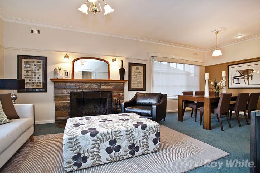 100 Roslyn Street, BURWOOD VIC 3125, Burwood - Thumbnail 2