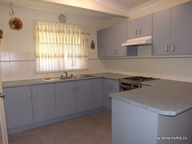 42 Edward Street, COONABARABRAN NSW 2357, Coonabarabran - Thumbnail 5