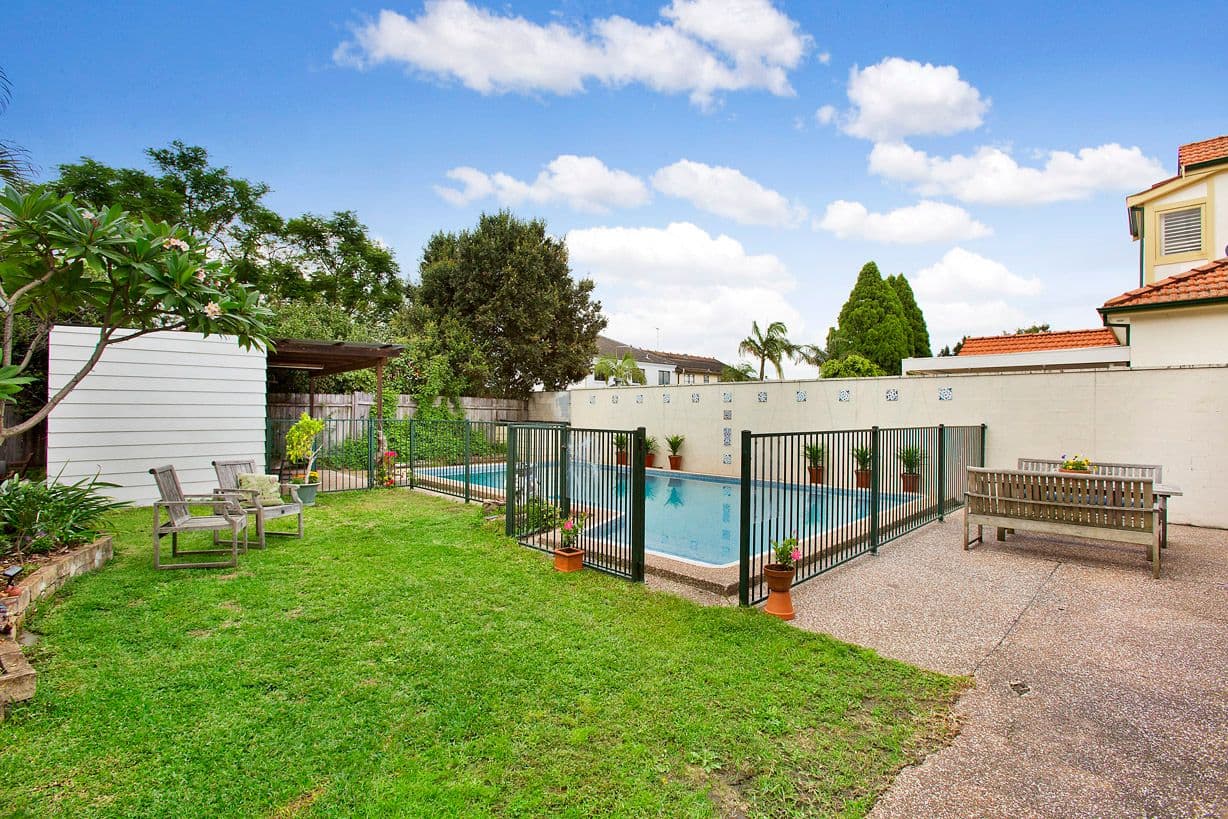 25 Lenore Street, RUSSELL LEA NSW 2046, Russell Lea - Thumbnail 2