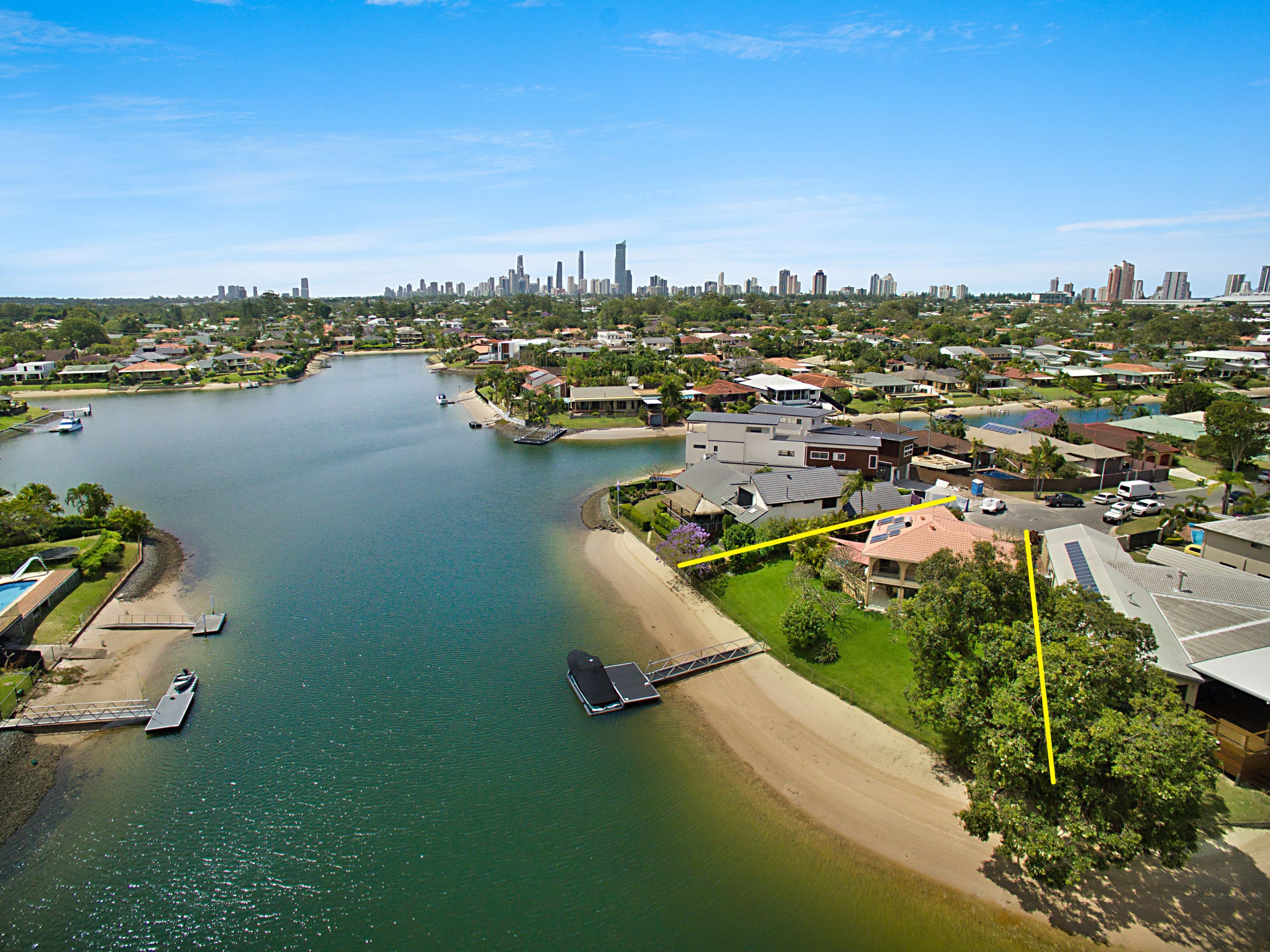 32 Delungra Street, Broadbeach Waters QLD 4218, Broadbeach Waters - Thumbnail 2