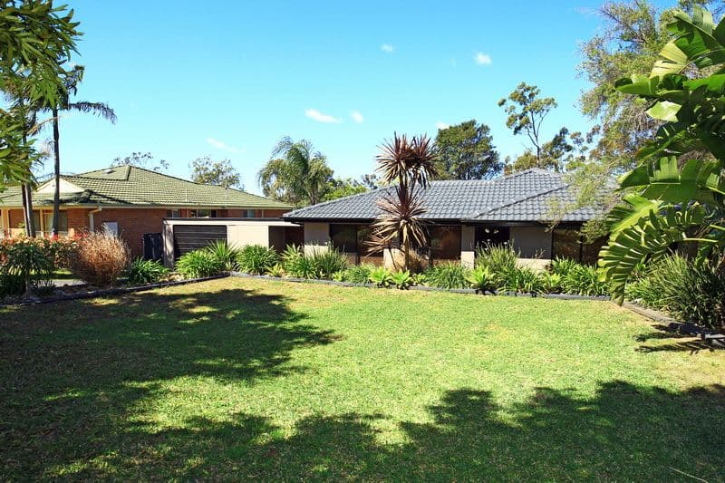 10 Sutherland Drive, NORTH NOWRA NSW 2541, North Nowra - Thumbnail 2
