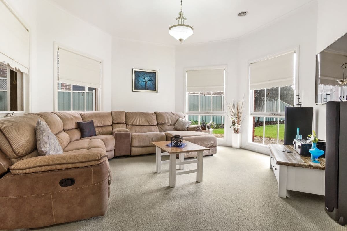 25 Greengables Drive, Wyndham Vale VIC 3024, Hebersham - Thumbnail 2