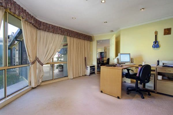 46 Valerie Avenue, BAULKHAM HILLS NSW 2153, Baulkham Hills - Thumbnail 6