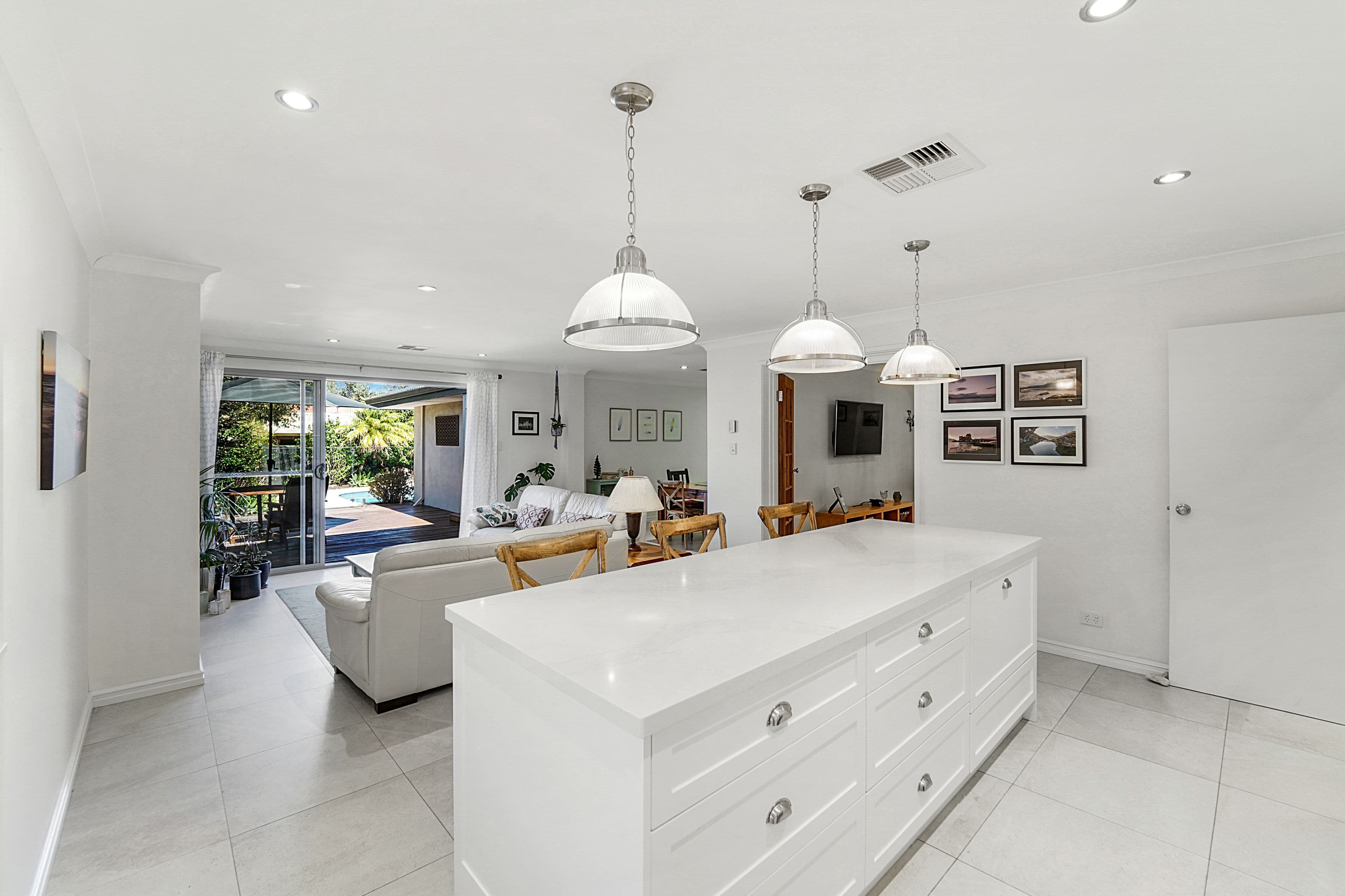 8 Galahad Way, Carine WA 6020, Carine - Thumbnail 8