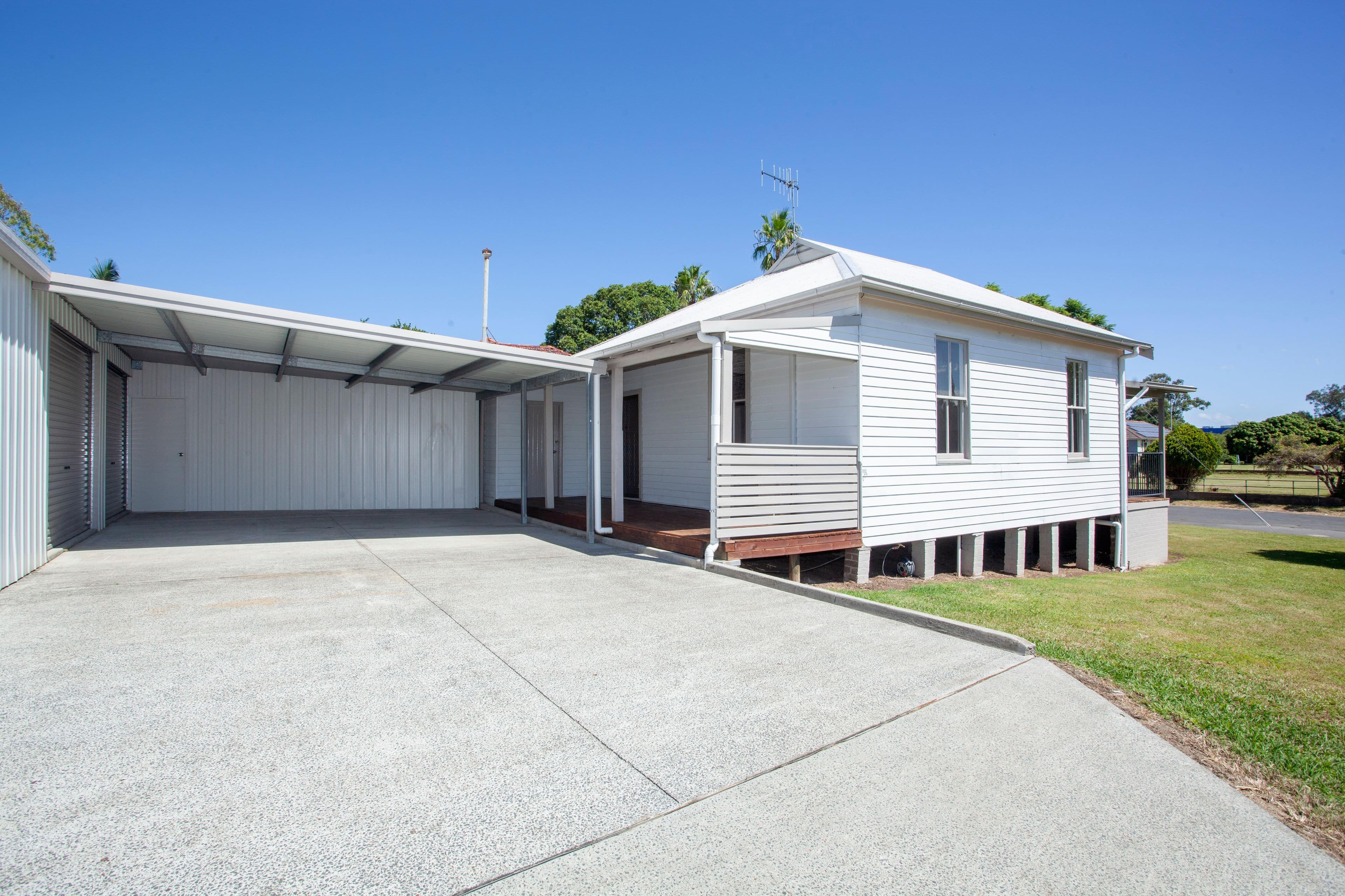 24 Beeton Parade, Taree NSW 2430, Taree - Thumbnail 2