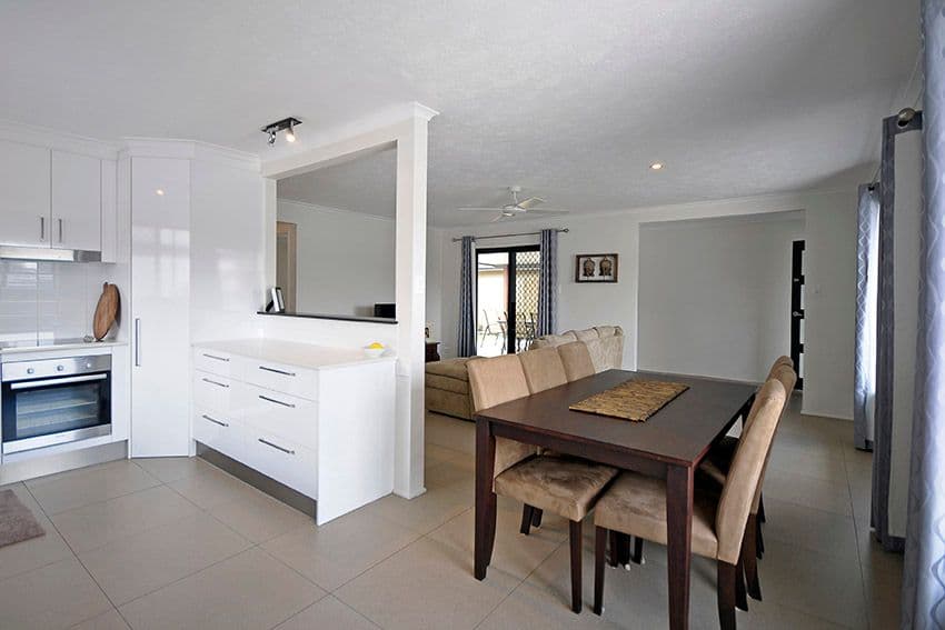 31 Allawah Street, BUNDALL QLD 4217, Bundall - Thumbnail 3
