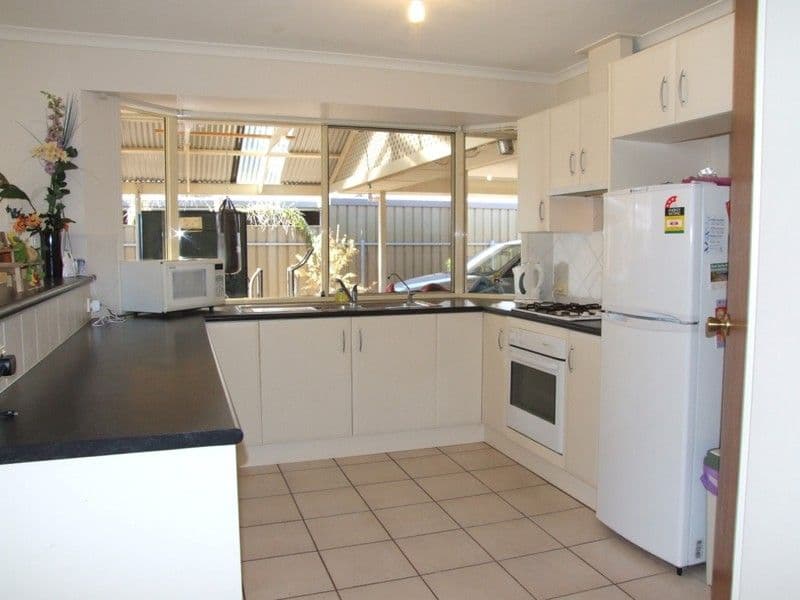 4 Mosel Grove, PARALOWIE SA 5108, Paralowie - Thumbnail 3