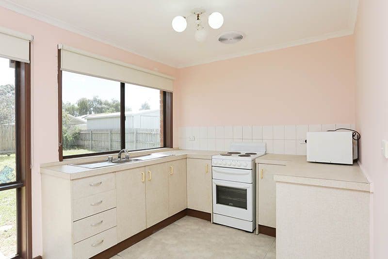 49 Hawkesbury Road, Werribee VIC 3030, Werribee - Thumbnail 5
