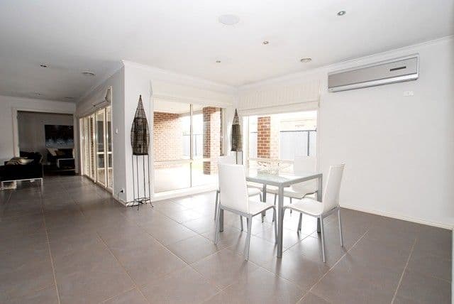 13 Kerlin Crescent, TARNEIT VIC 3029, Tarneit - Thumbnail 4
