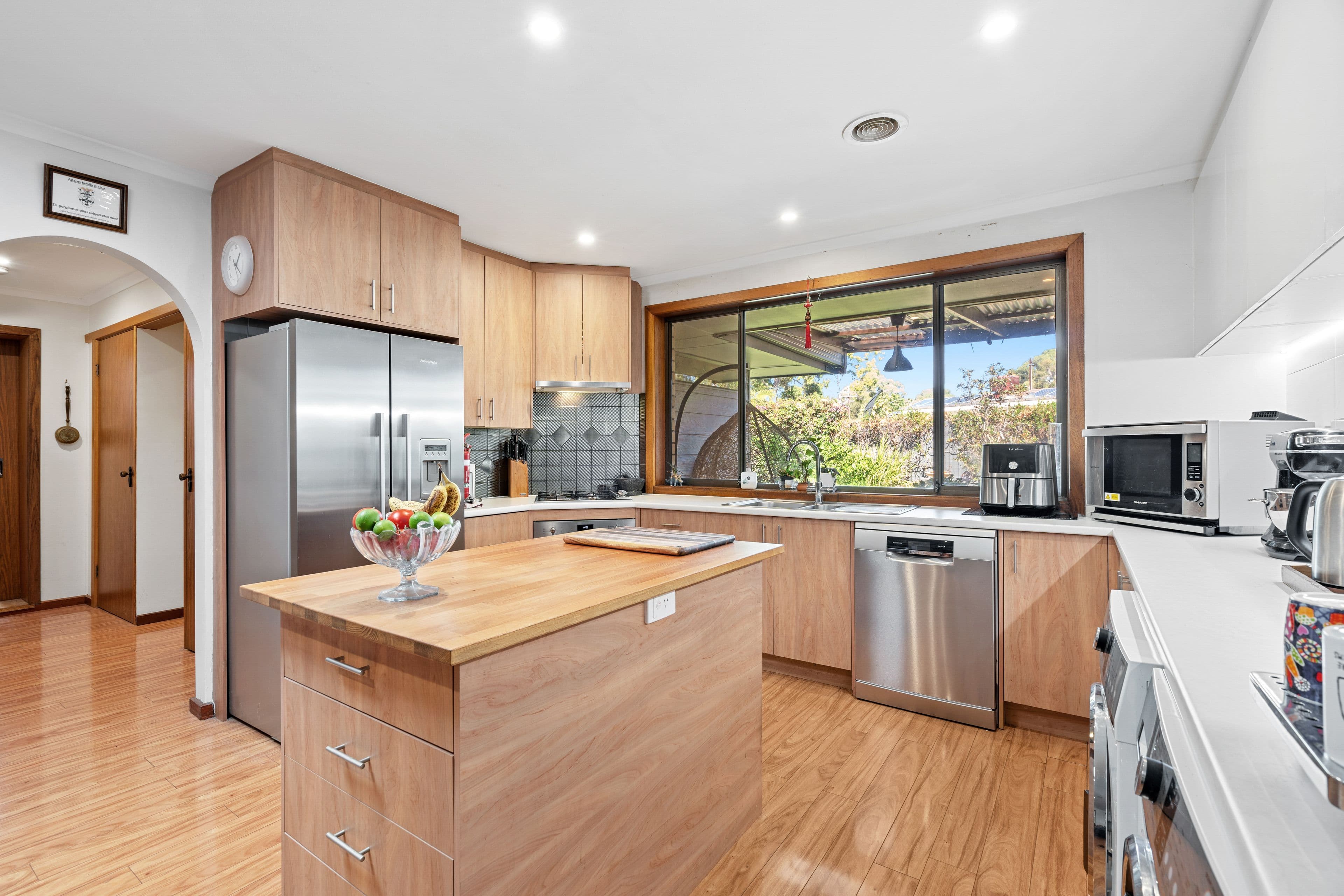 2 Blackwood Crescent, Morphett Vale SA 5162, Morphett Vale - Thumbnail 4