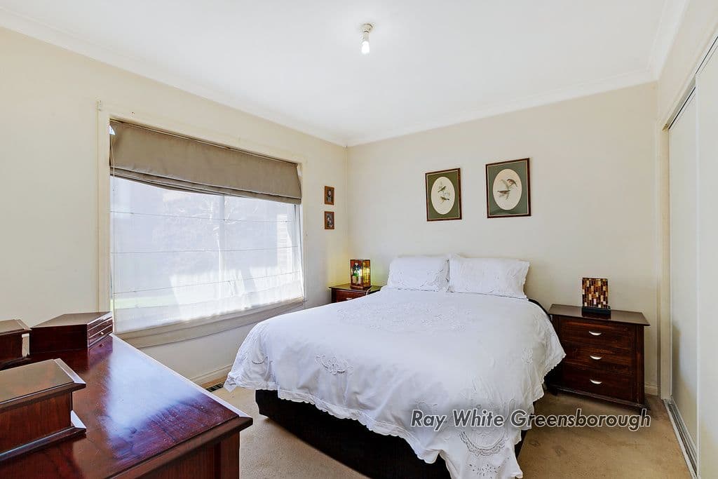 184 St Helena Road, Greensborough VIC 3088, Greensborough - Thumbnail 3