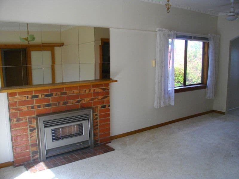 2 Lavender Street, RINGWOOD VIC 3134, Ringwood - Thumbnail 2