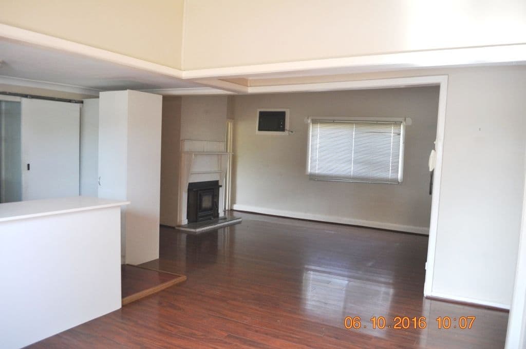 106 Sutton Street, Cootamundra - Thumbnail 5