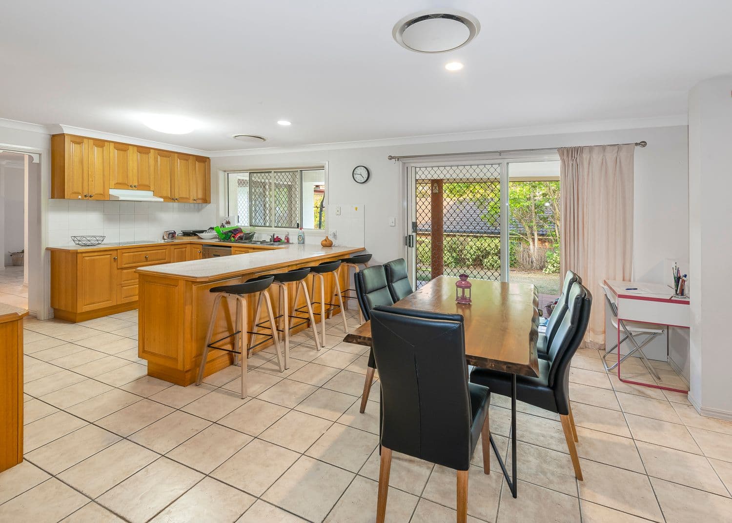 21 Whipbird Place, Aspley QLD 4034, Aspley - Thumbnail 5