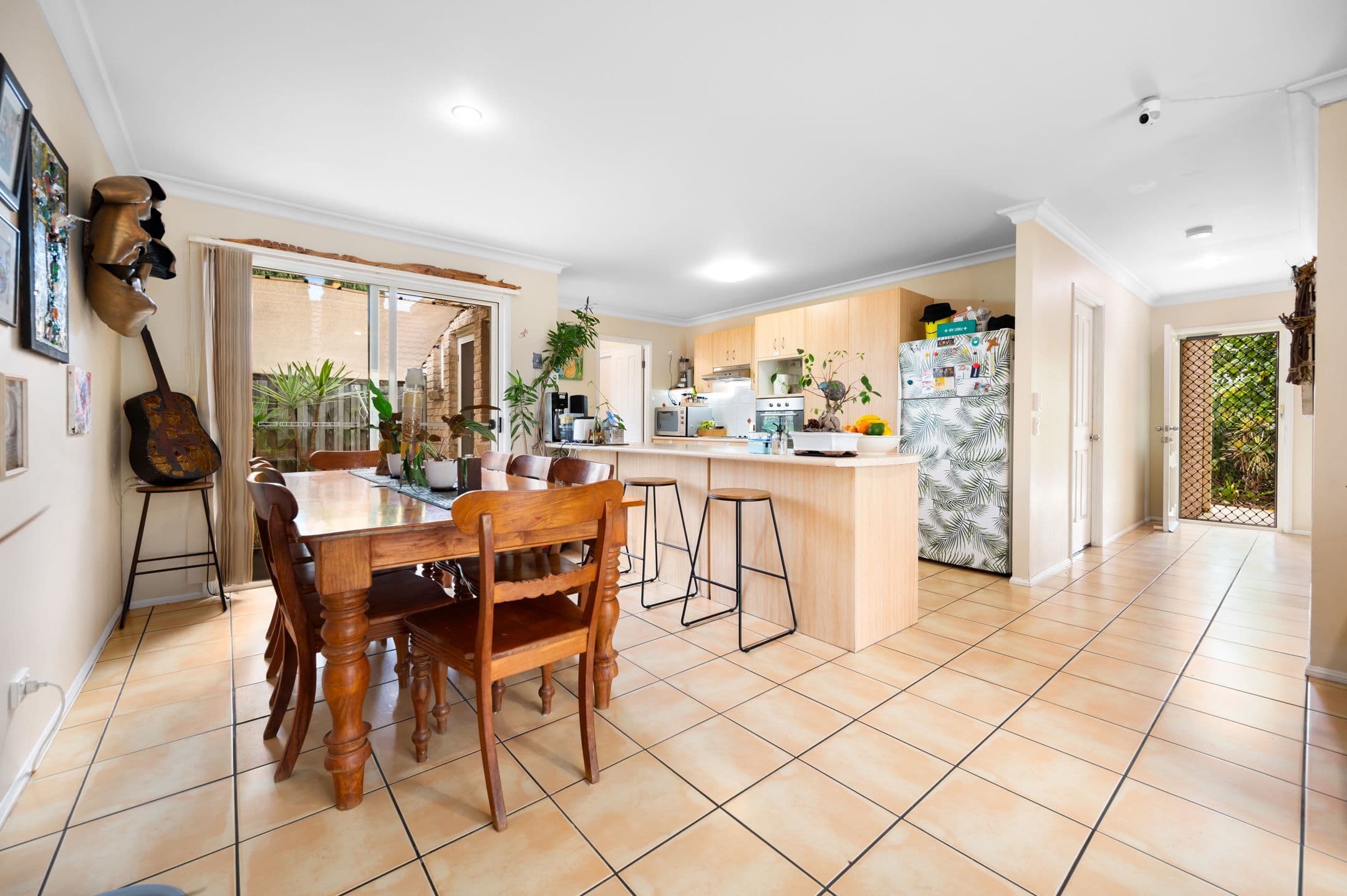 12 Fanning Court, Pacific Pines QLD 4211, Pacific Pines - Thumbnail 4