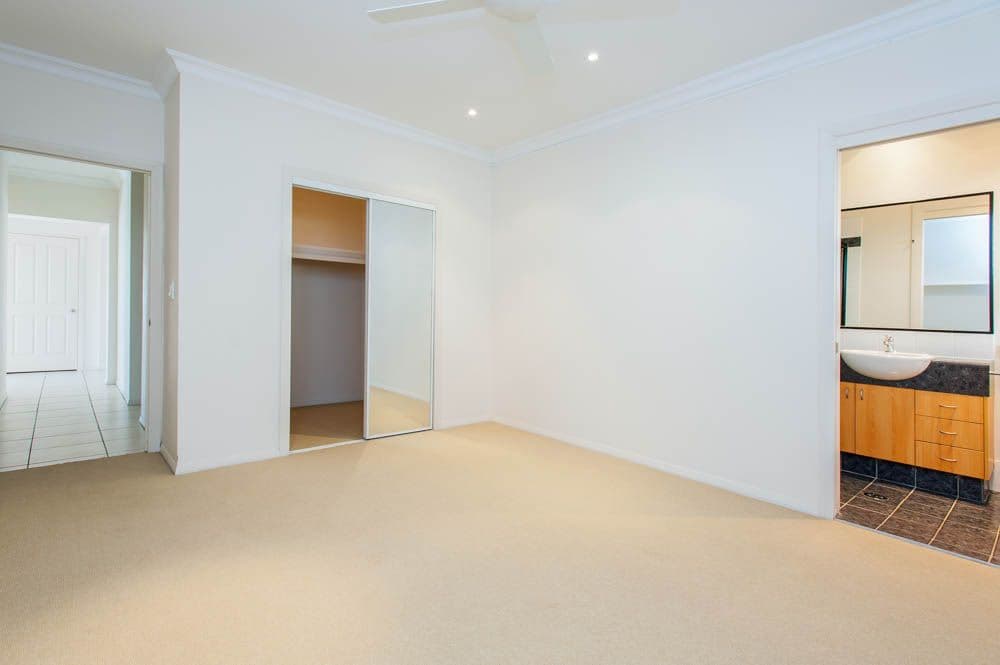 82 Kincaid Drive, Highland Park QLD 4211, Highland Park - Thumbnail 5