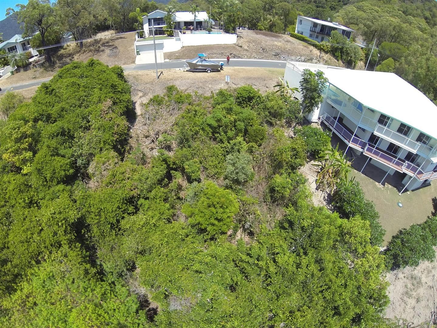 9 Passage Avenue, SHUTE HARBOUR QLD 4802, Shute Harbour - Thumbnail 8
