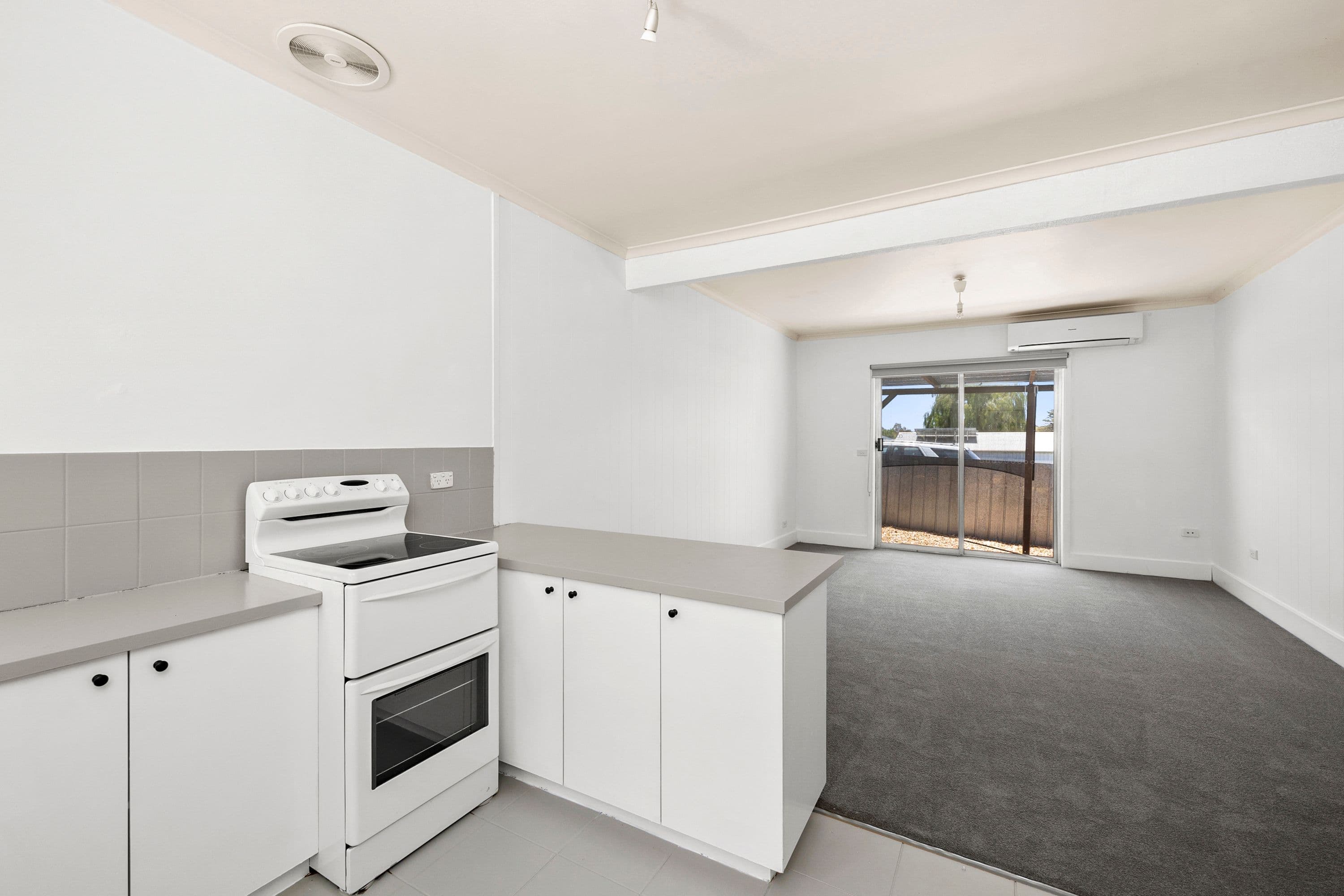 80 Queen Street, Ararat VIC 3377, Ararat - Thumbnail 2