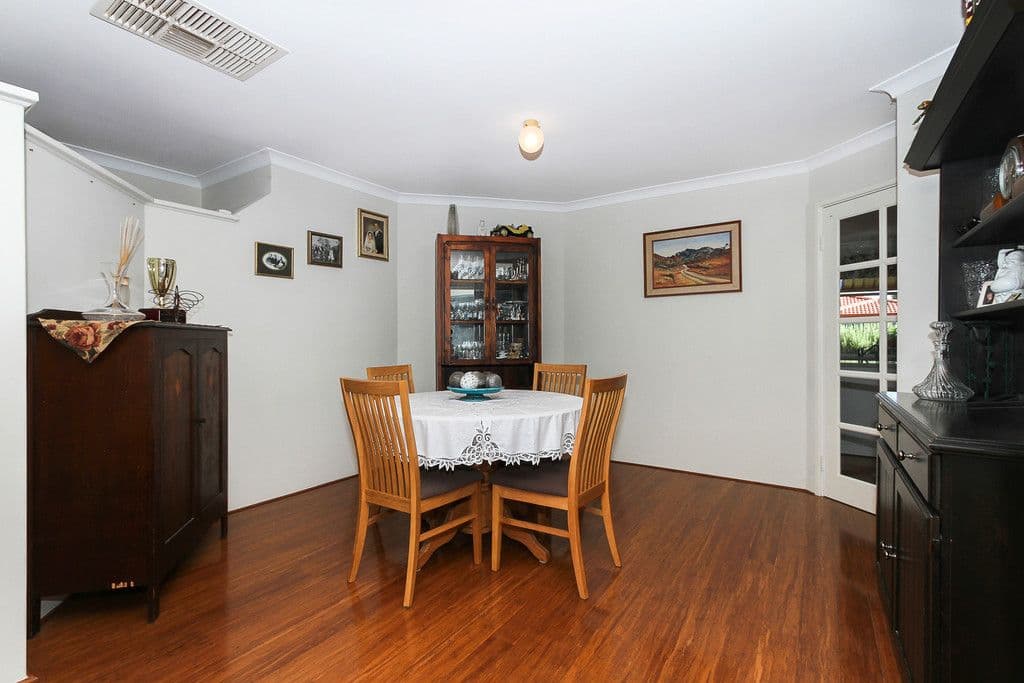 9 Meadow Grove, Leeming WA 6149, Leeming - Thumbnail 3