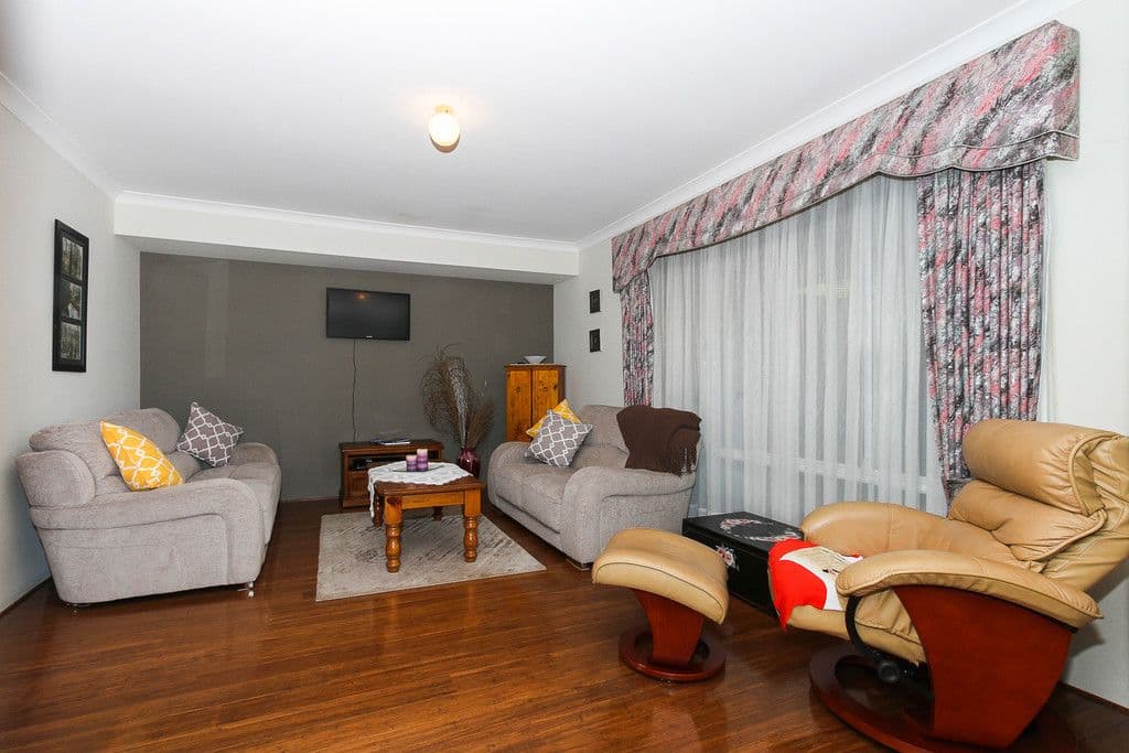 9 Meadow Grove, Leeming WA 6149, Leeming - Thumbnail 4