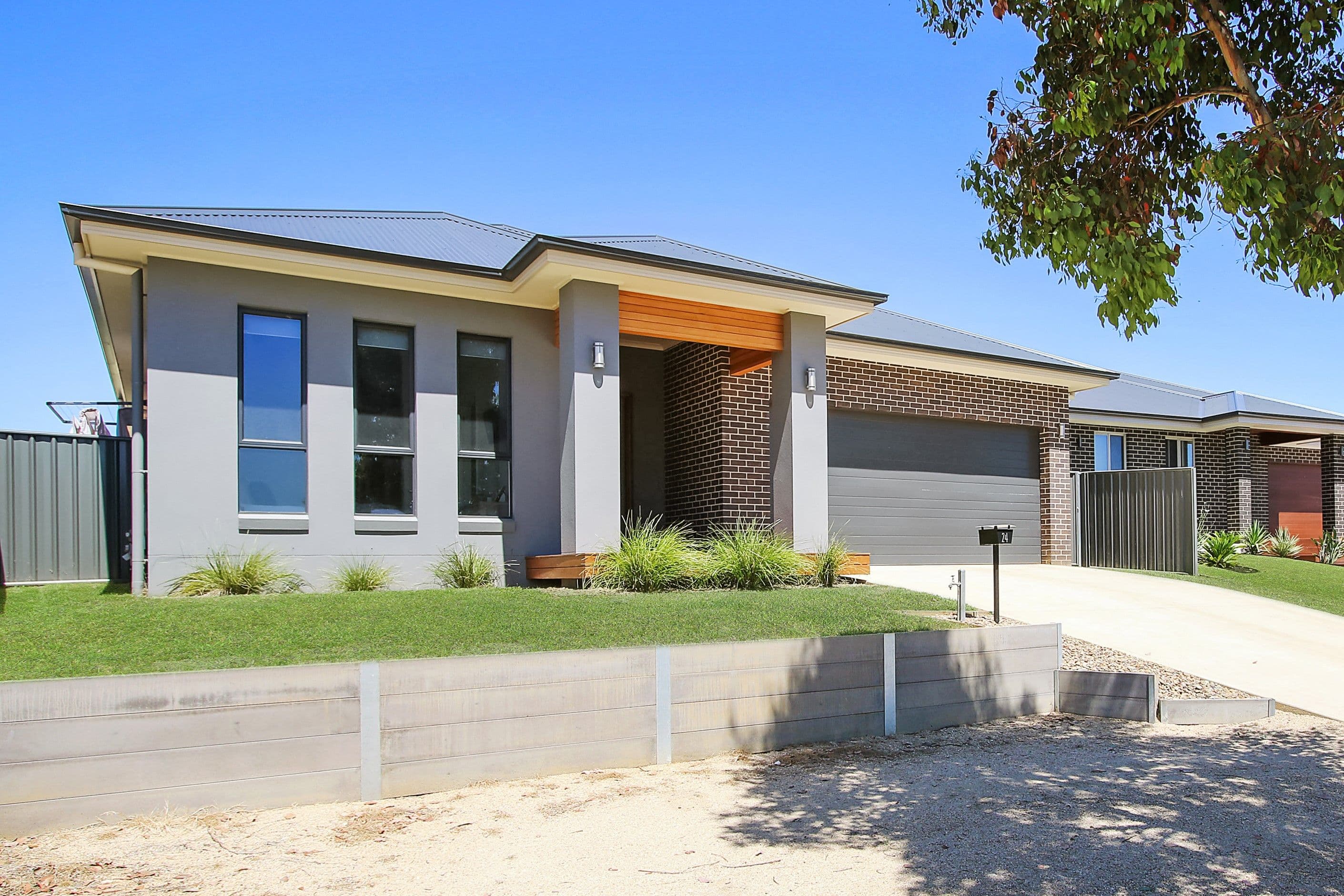 24 Silky Oak Avenue, Wodonga VIC 3690, Wodonga - Image 1
