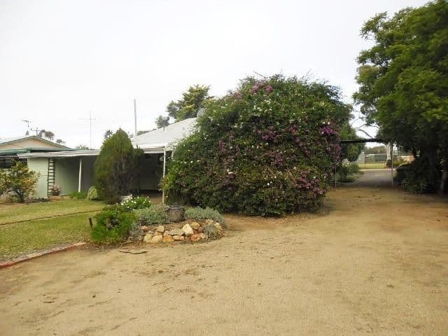 27 Mayrhofer Street, THREE SPRINGS WA 6519, Three Springs - Thumbnail 4