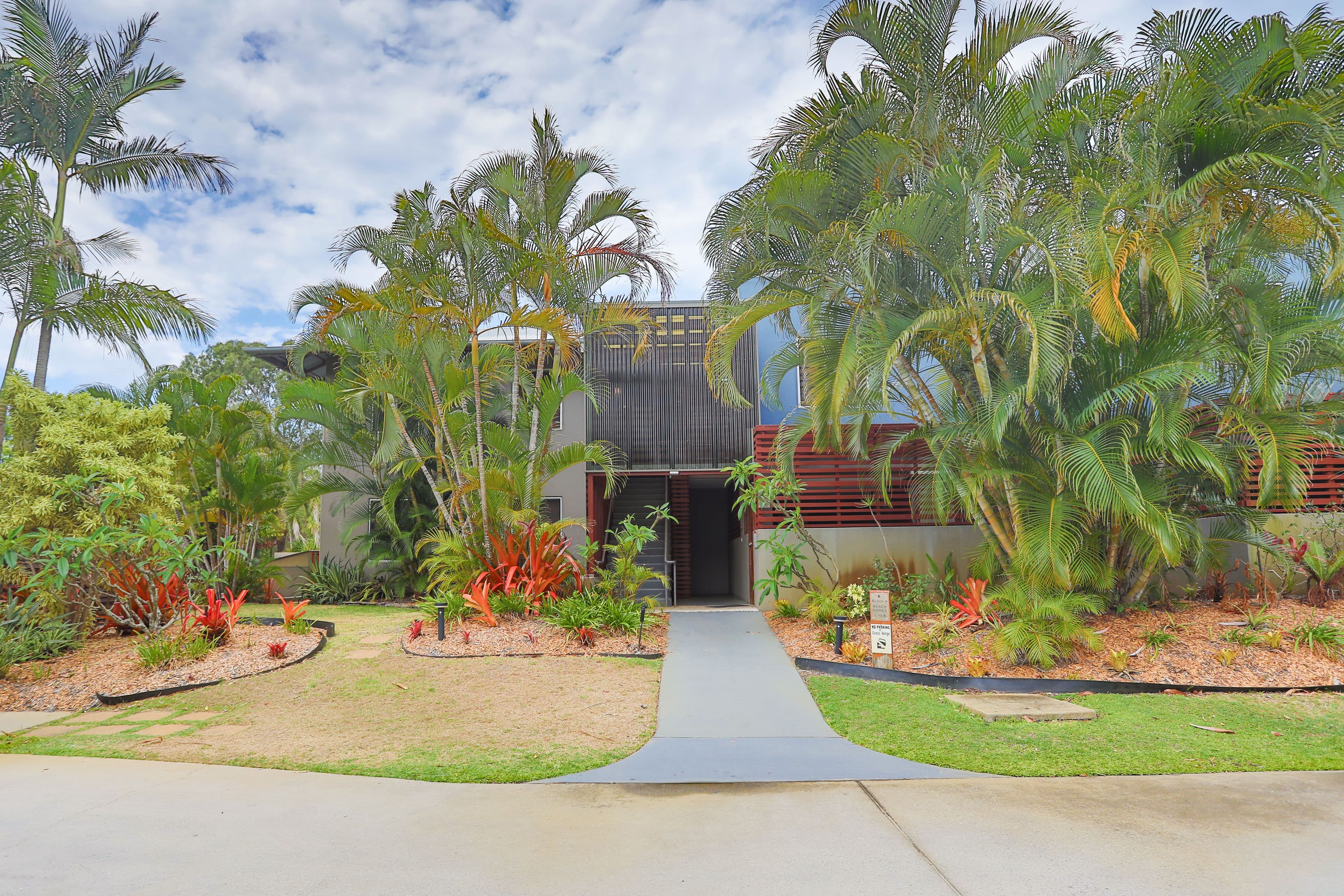 10 Ocean Beach Drive, Agnes Water QLD 4677, Agnes Water - Thumbnail 6