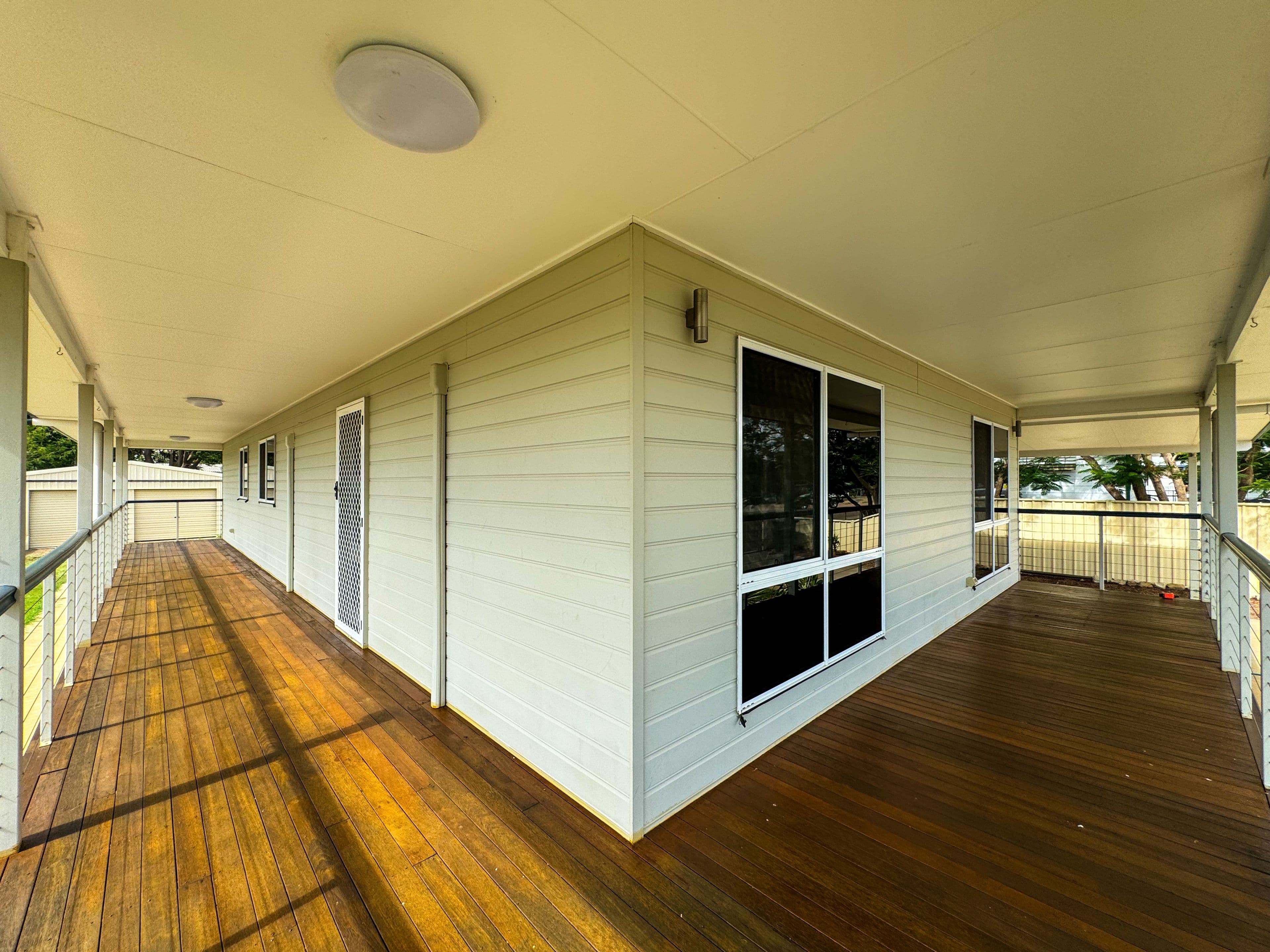 20 Miner Road, Longreach QLD 4730, Longreach - Thumbnail 2