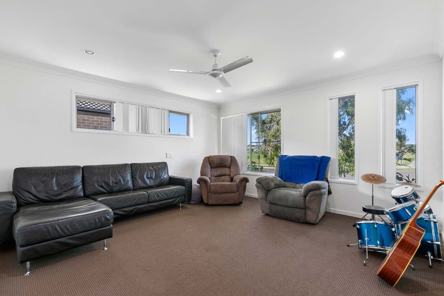 33 Blaxland Road, Urraween QLD 4655, Urraween - Thumbnail 5