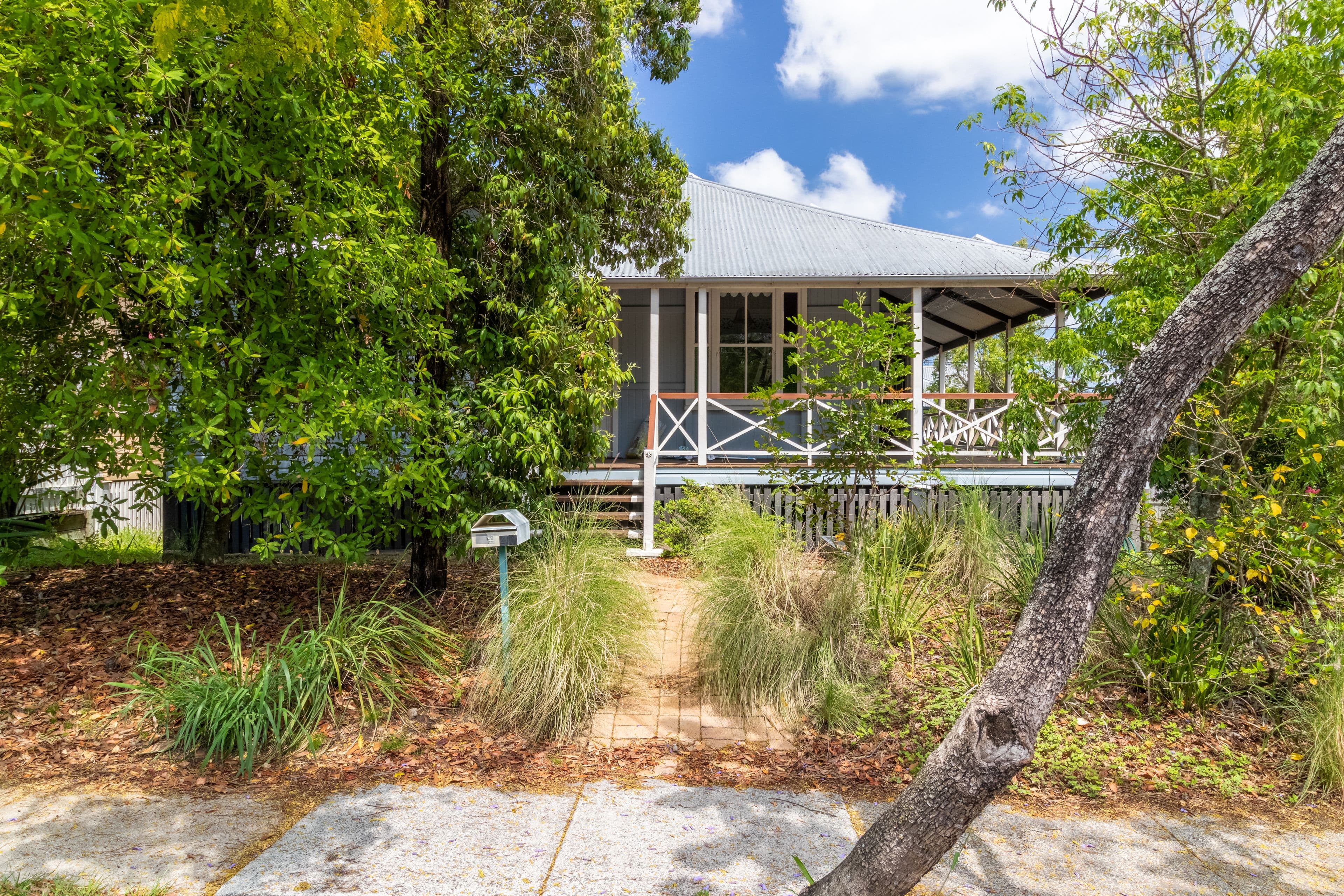 40 Glenrosa Road, Red Hill QLD 4059, Red Hill - Thumbnail 2