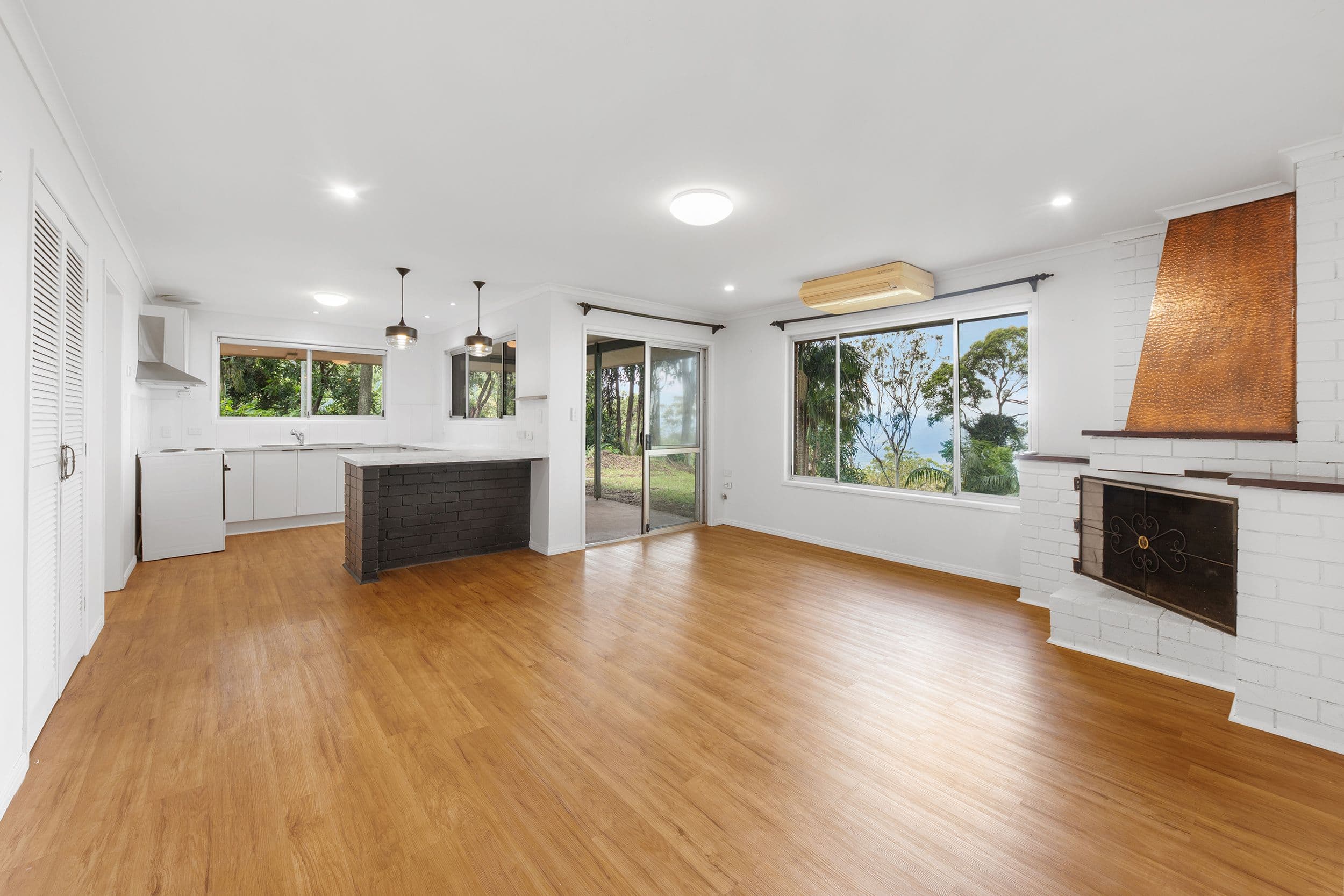 198-200 Beacon Road, Tamborine Mountain QLD 4272, Tamborine Mountain - Thumbnail 3