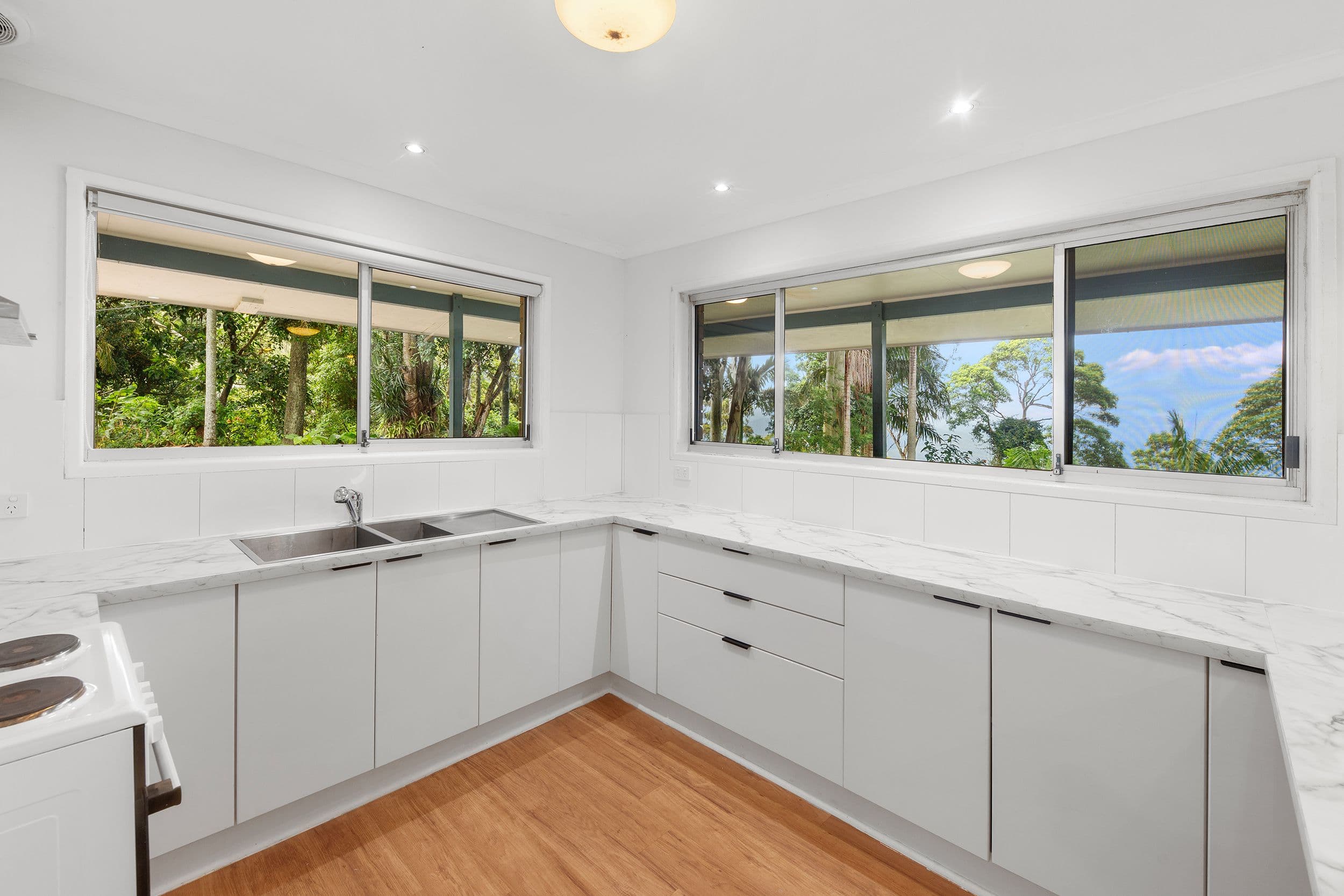 198-200 Beacon Road, Tamborine Mountain QLD 4272, Tamborine Mountain - Thumbnail 6