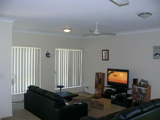 22 Goldcrest Drive, UPPER COOMERA QLD 4209, Upper Coomera - Thumbnail 2